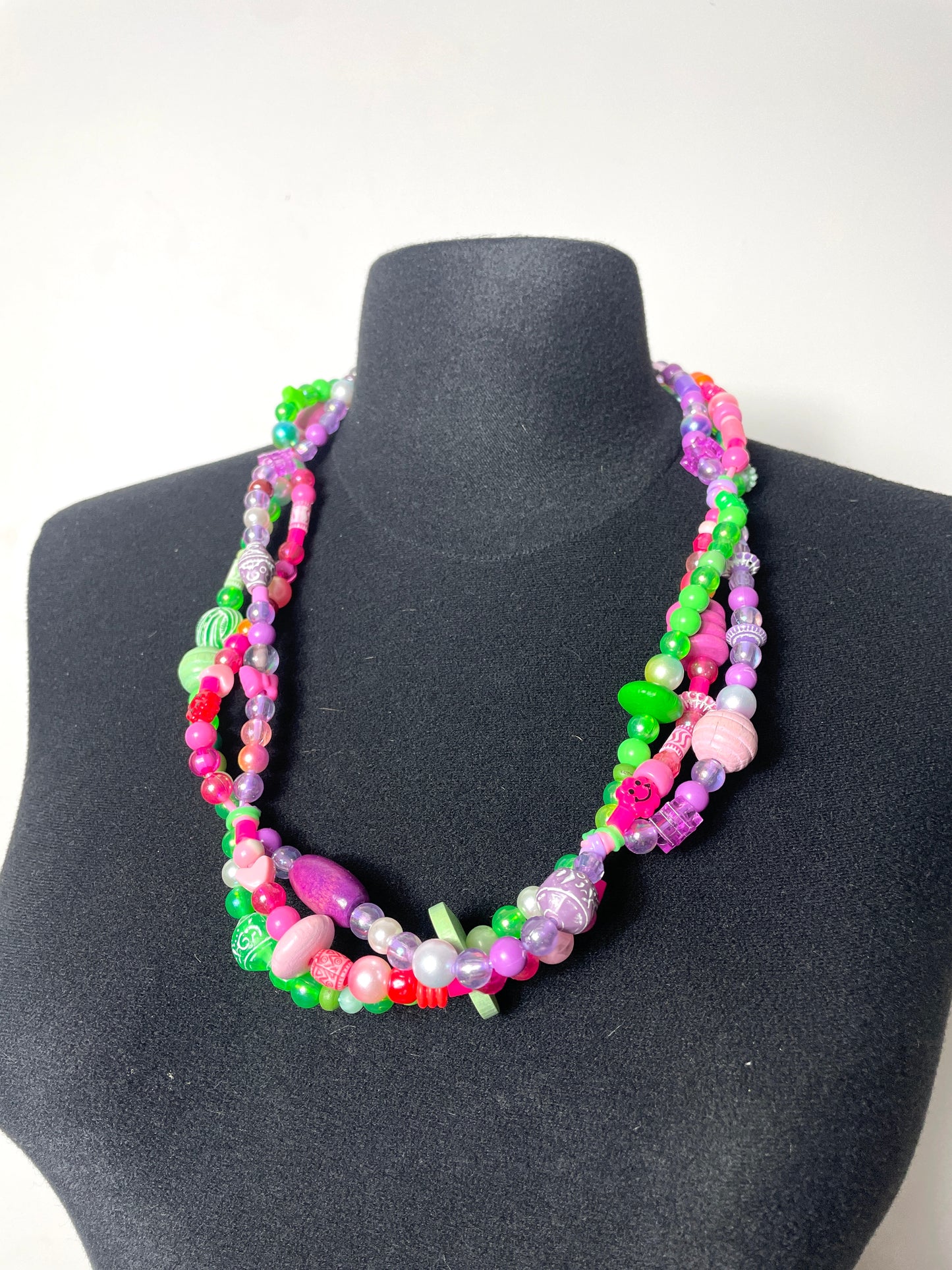 Collier de perles multico triple