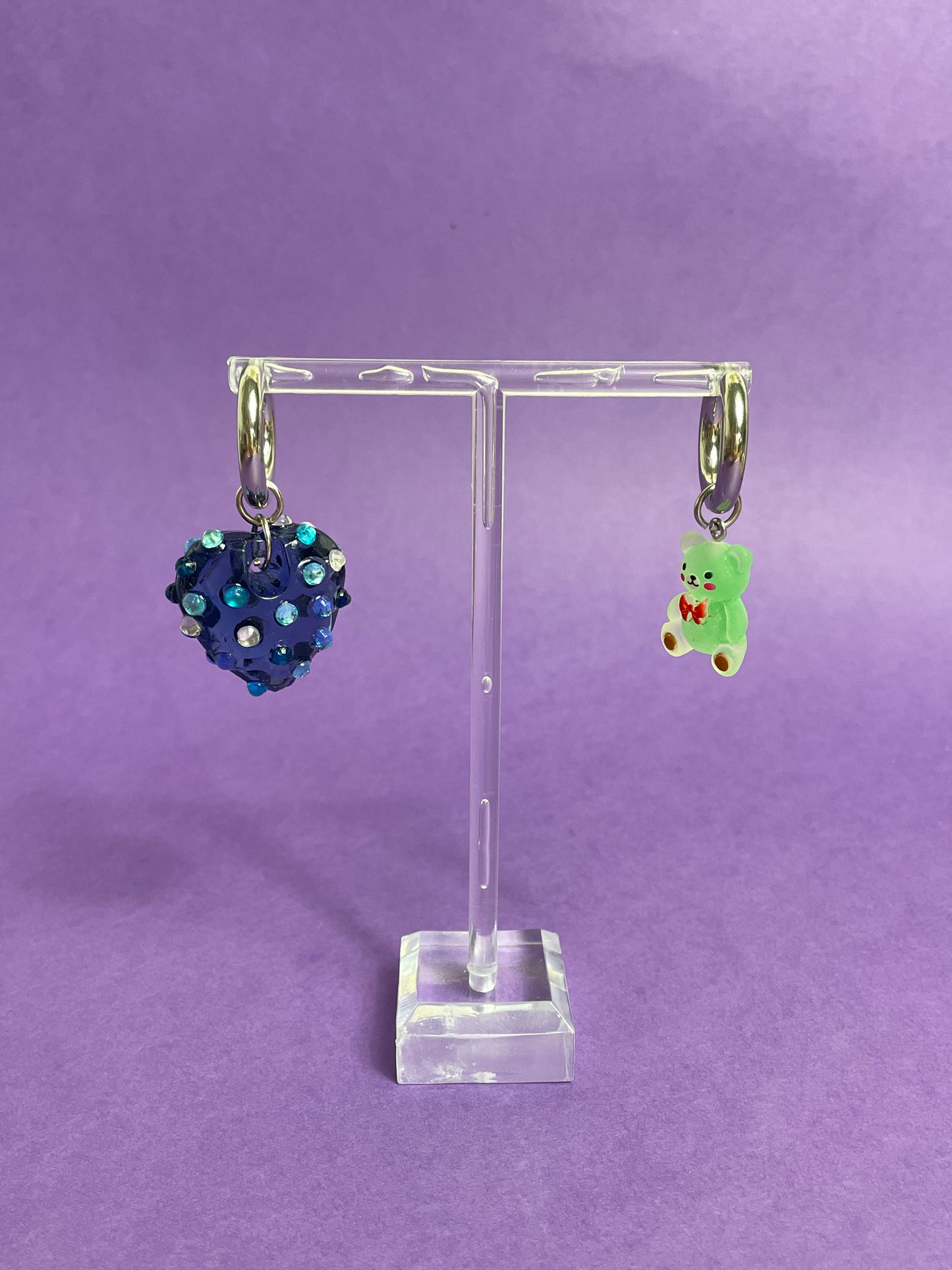 Boucle d'oreille coeur à strass