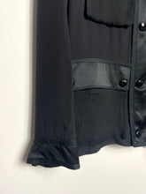 Charger l&#39;image dans la galerie, Veste Givenchy ceinturée en soie
