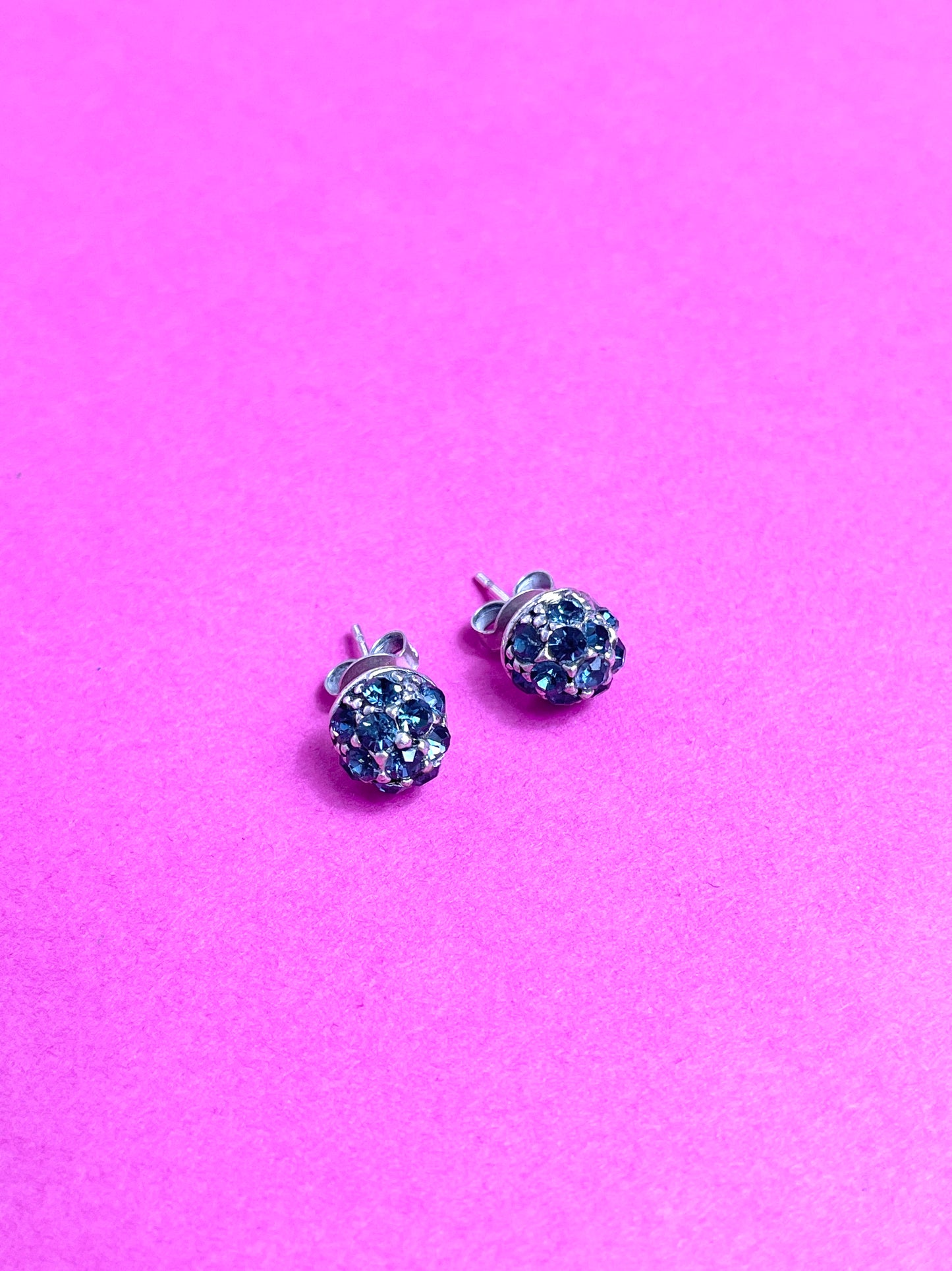 Puces d'oreilles 90s