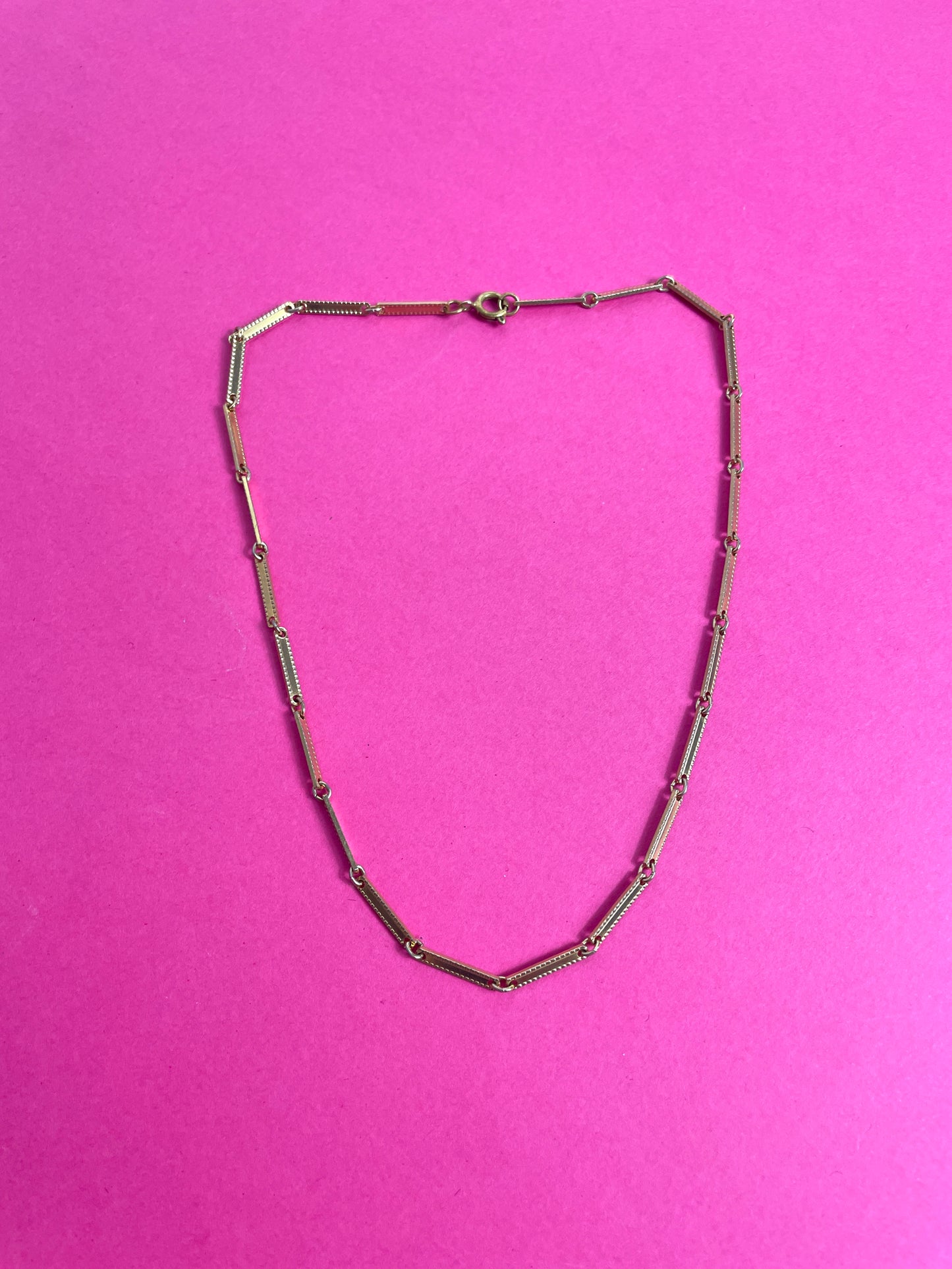 Collier chaîne ras du cou