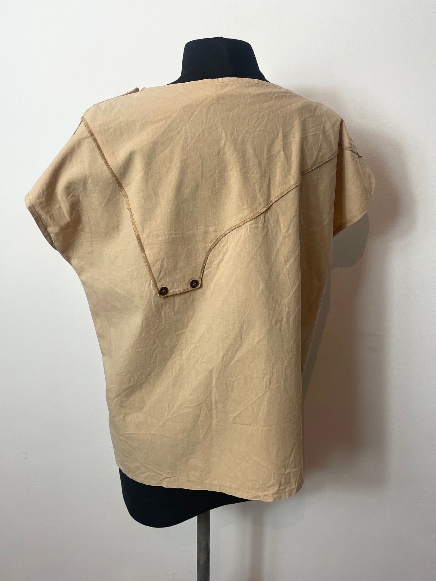Top 80s beige