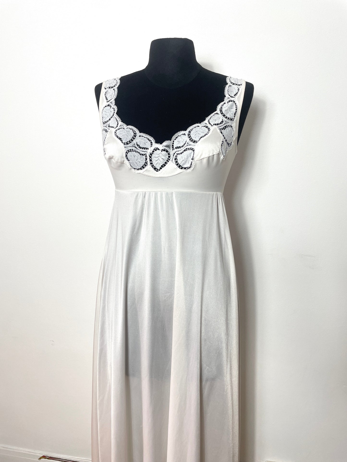 Nuisette vintage blanche