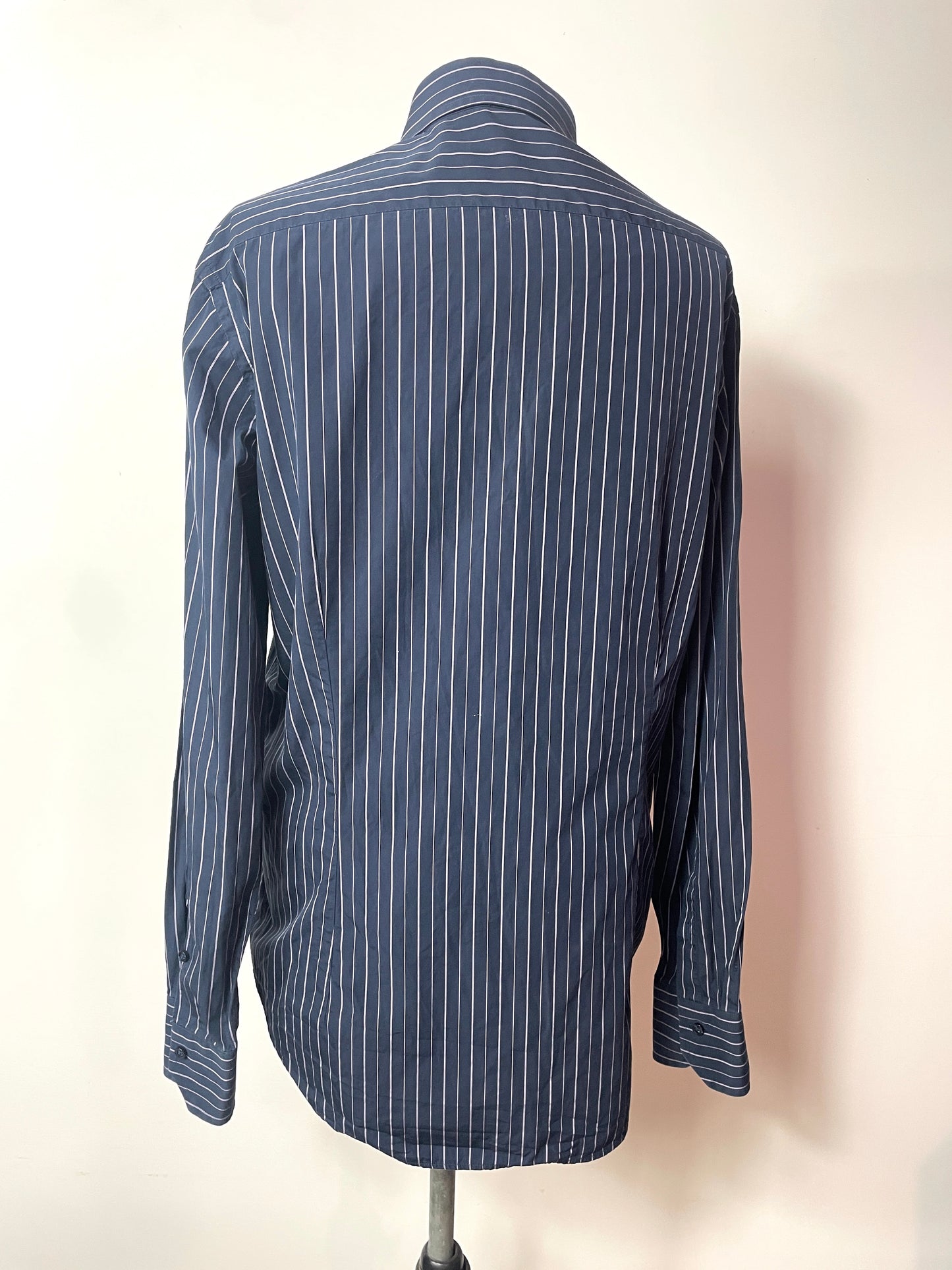 Chemise customisée boutons