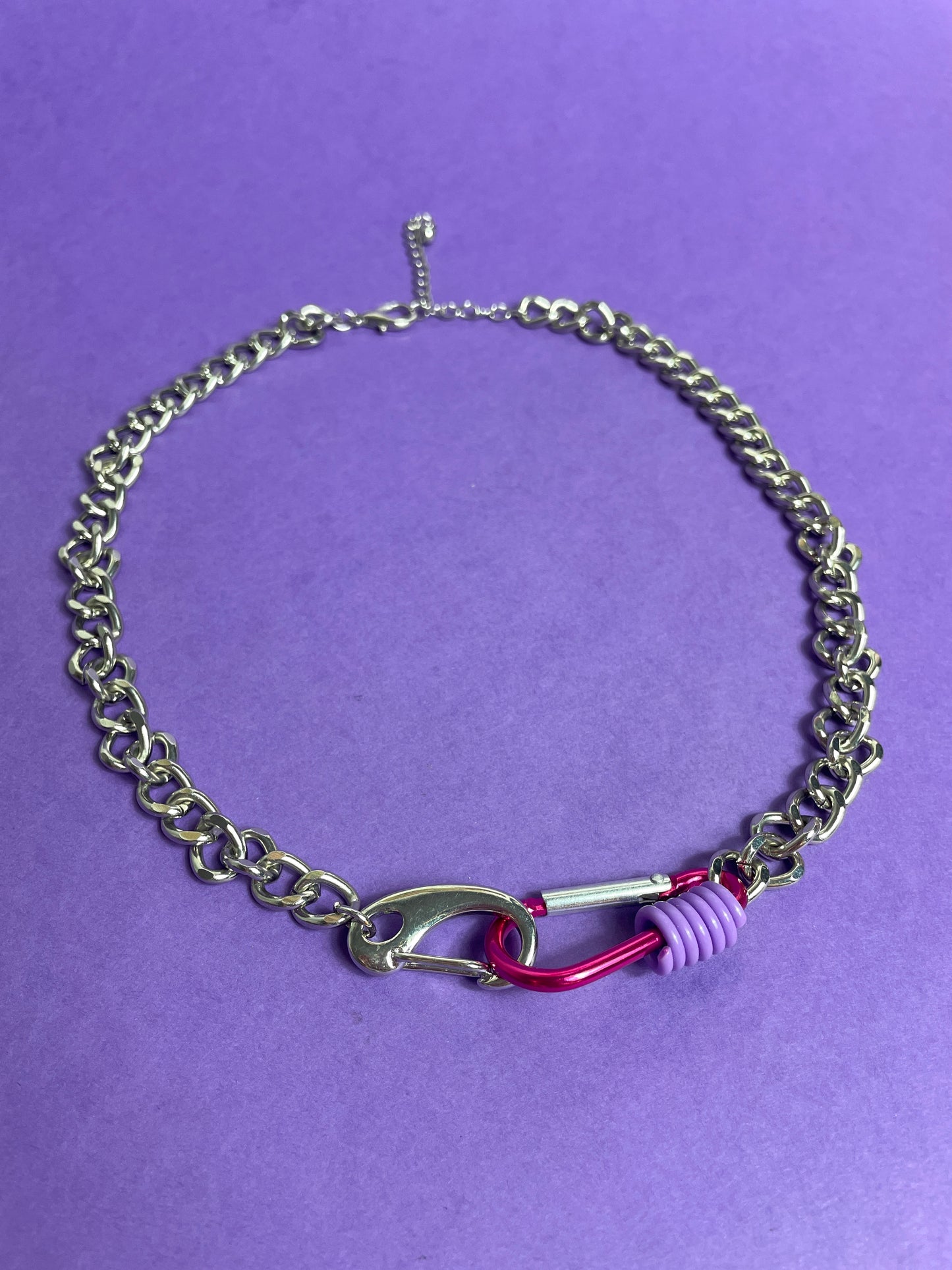 Collier upcyclé argenté et rose