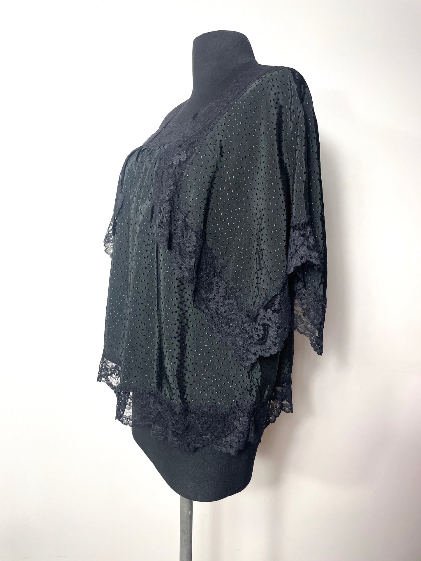 Blouse vintage en dentelle taille S
