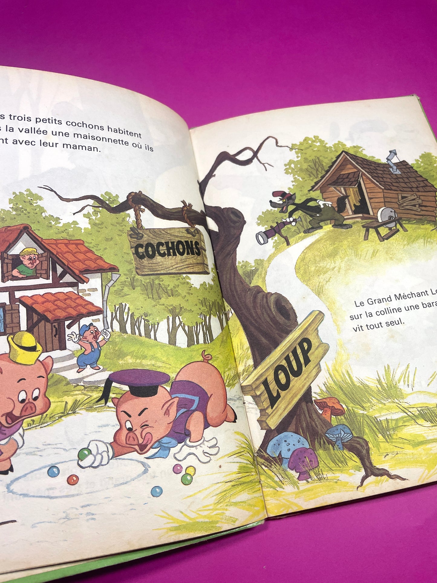 Mickey Club du livre Les Trois Petits Cochons 1979