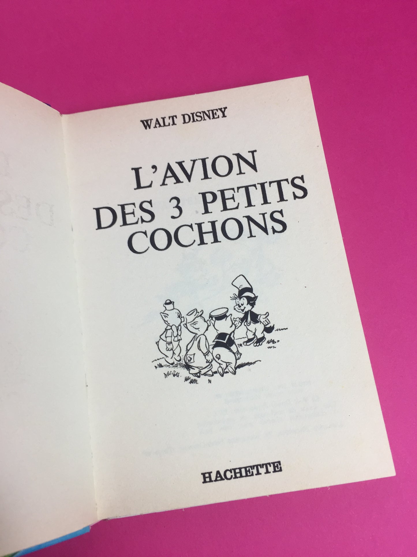 Livre L'avion des 3 Petits Cochons 1975