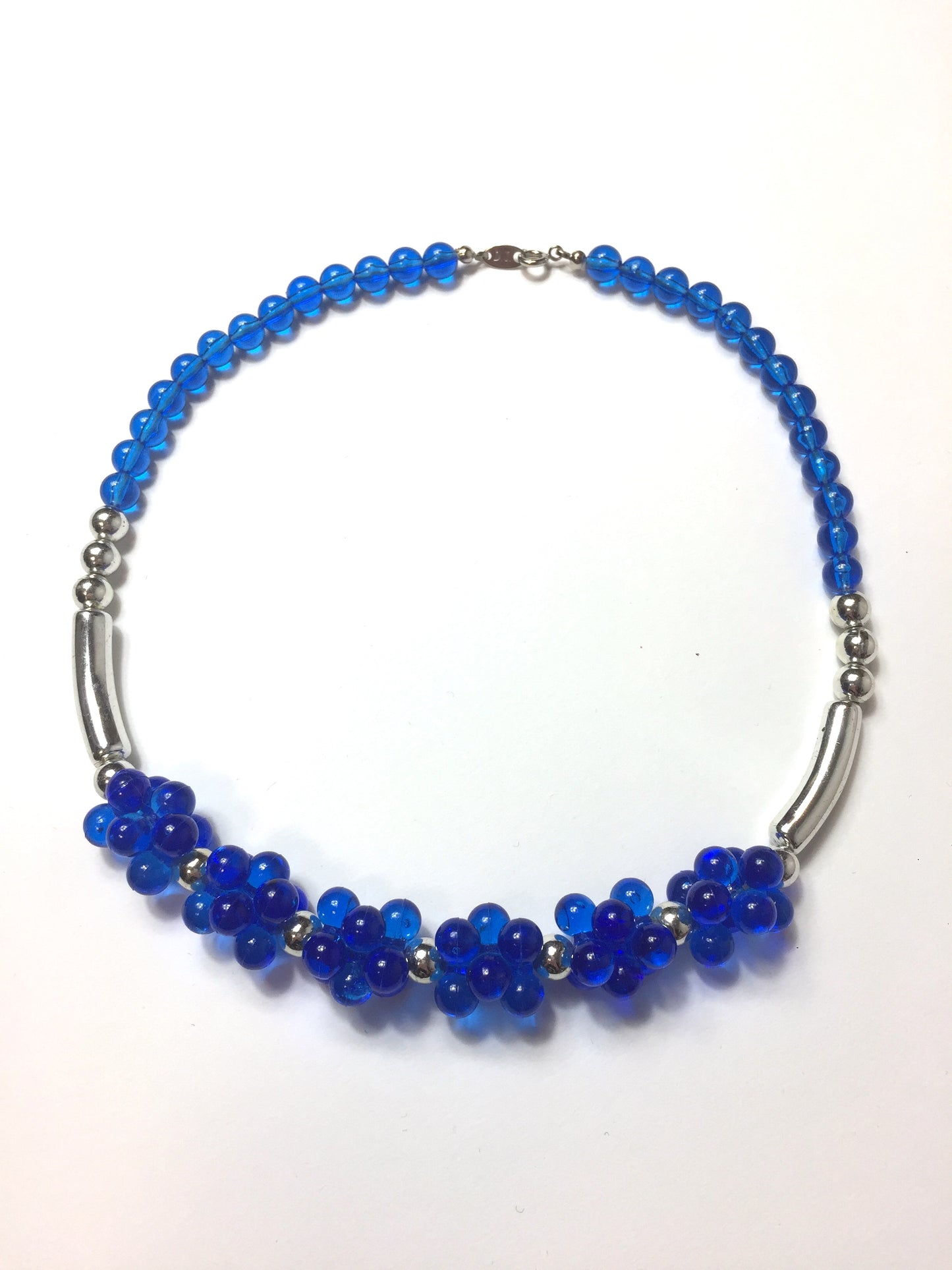 Collier vintage bleu