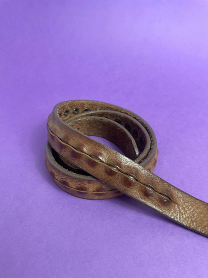 Ceinture à clous
