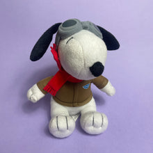 Charger l&#39;image dans la galerie, Peluche Snoopy aviateur
