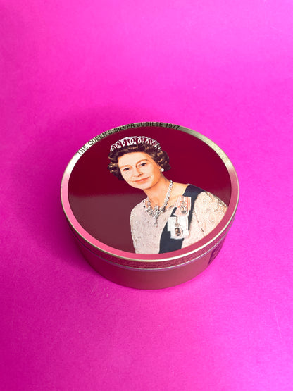 Boîte Queen Elizabeth 1977