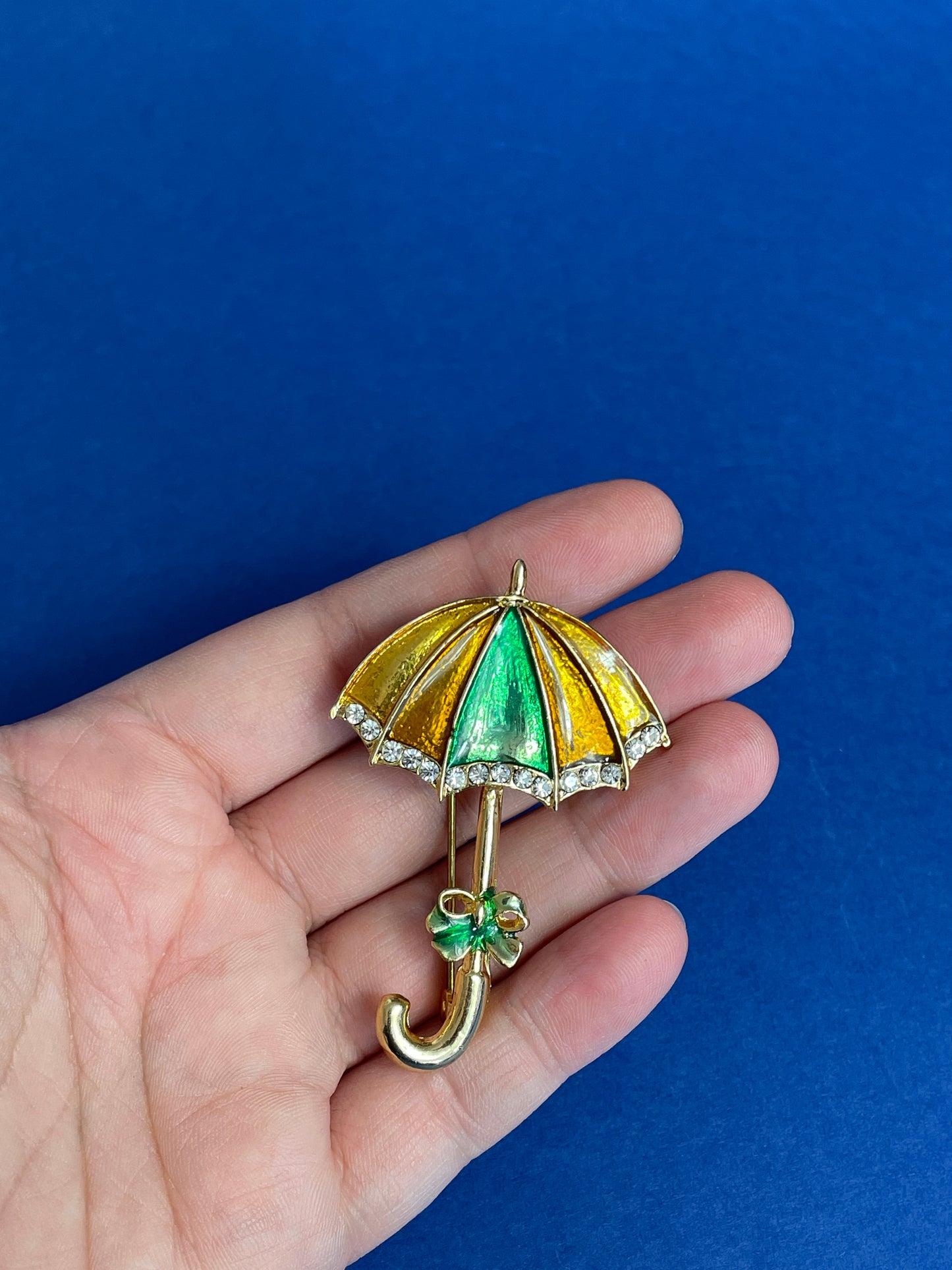 Broche vintage parapluie