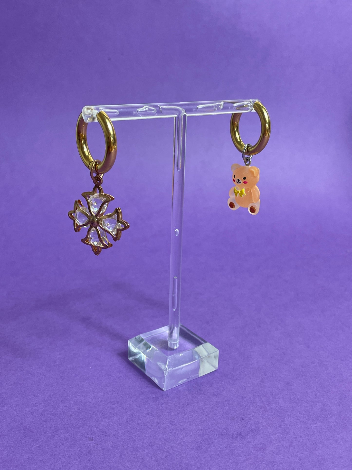 Boucle d'oreille ours orange