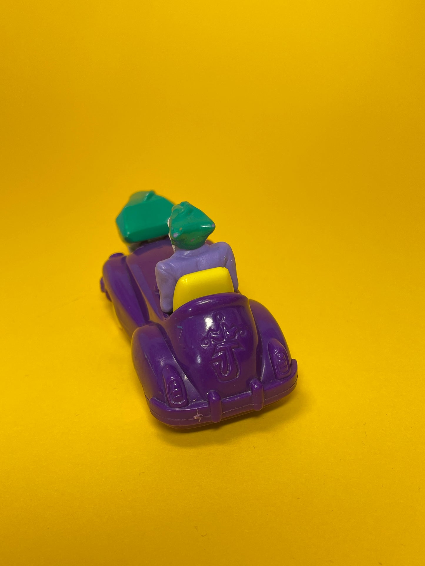 Figurine voiture Joker McDo 1993