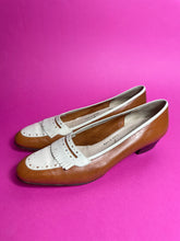 Charger l&#39;image dans la galerie, Mocassins Ferragamo 37,5
