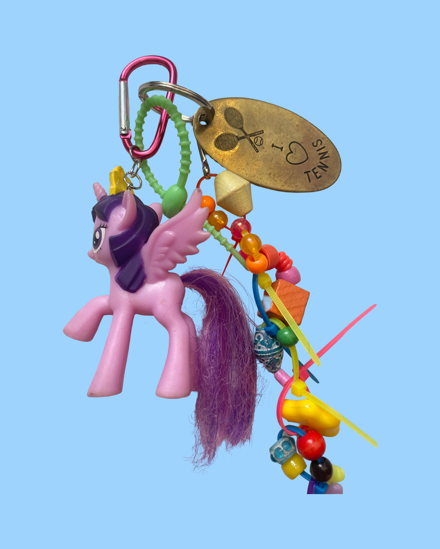 Bijou de sac poney violet
