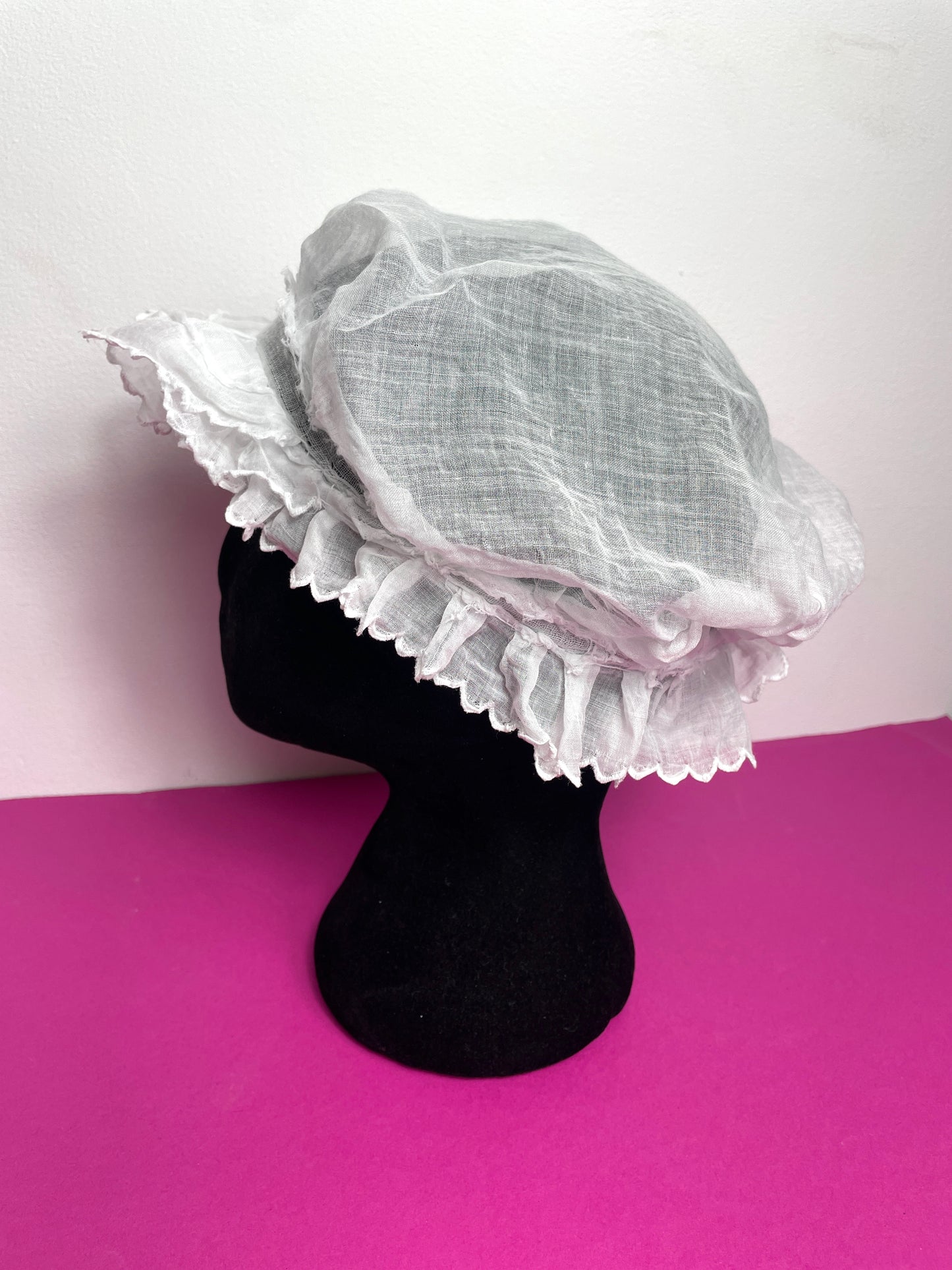 Bonnet ancien en coton