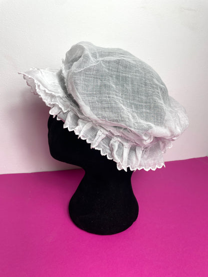 Bonnet ancien en coton