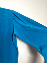 Charger l&#39;image dans la galerie, Blouse Saint Laurent Rive Gauche en soie bleue

