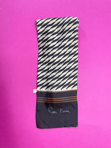 Écharpe en soie Pierre Cardin