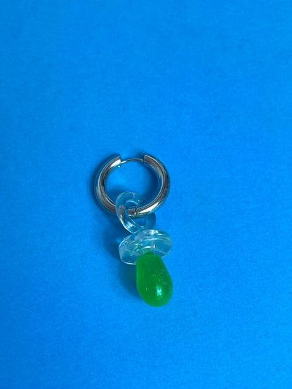 Boucle d'oreille tétine verte