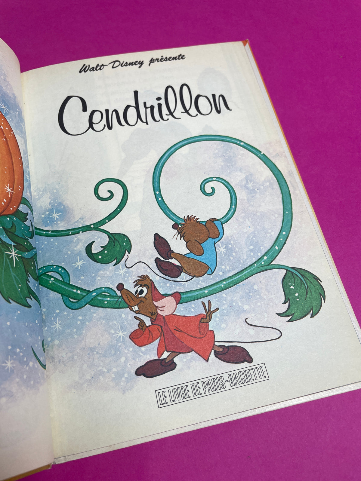 Mickey Club du livre Cendrillon 1977