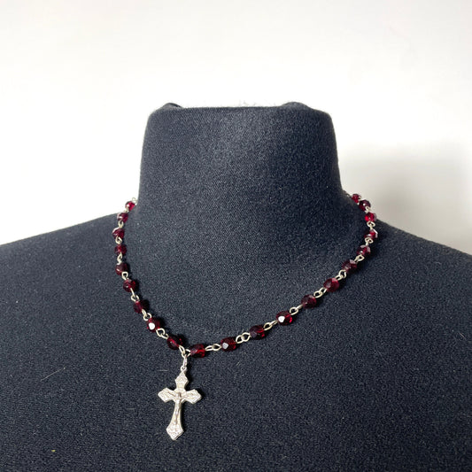 Collier croix upcyclé