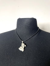 Charger l&#39;image dans la galerie, Collier Diddl lettre J
