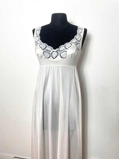 Nuisette vintage blanche