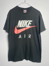 Charger l&#39;image dans la galerie, T-shirt Nike Air vintage 90s
