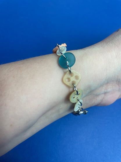 Bracelet upcyclé Rilakkuma