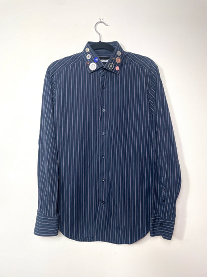 Chemise customisée boutons