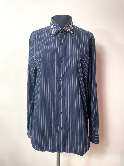 Chemise customisée boutons