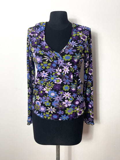 Top y2k à fleurs