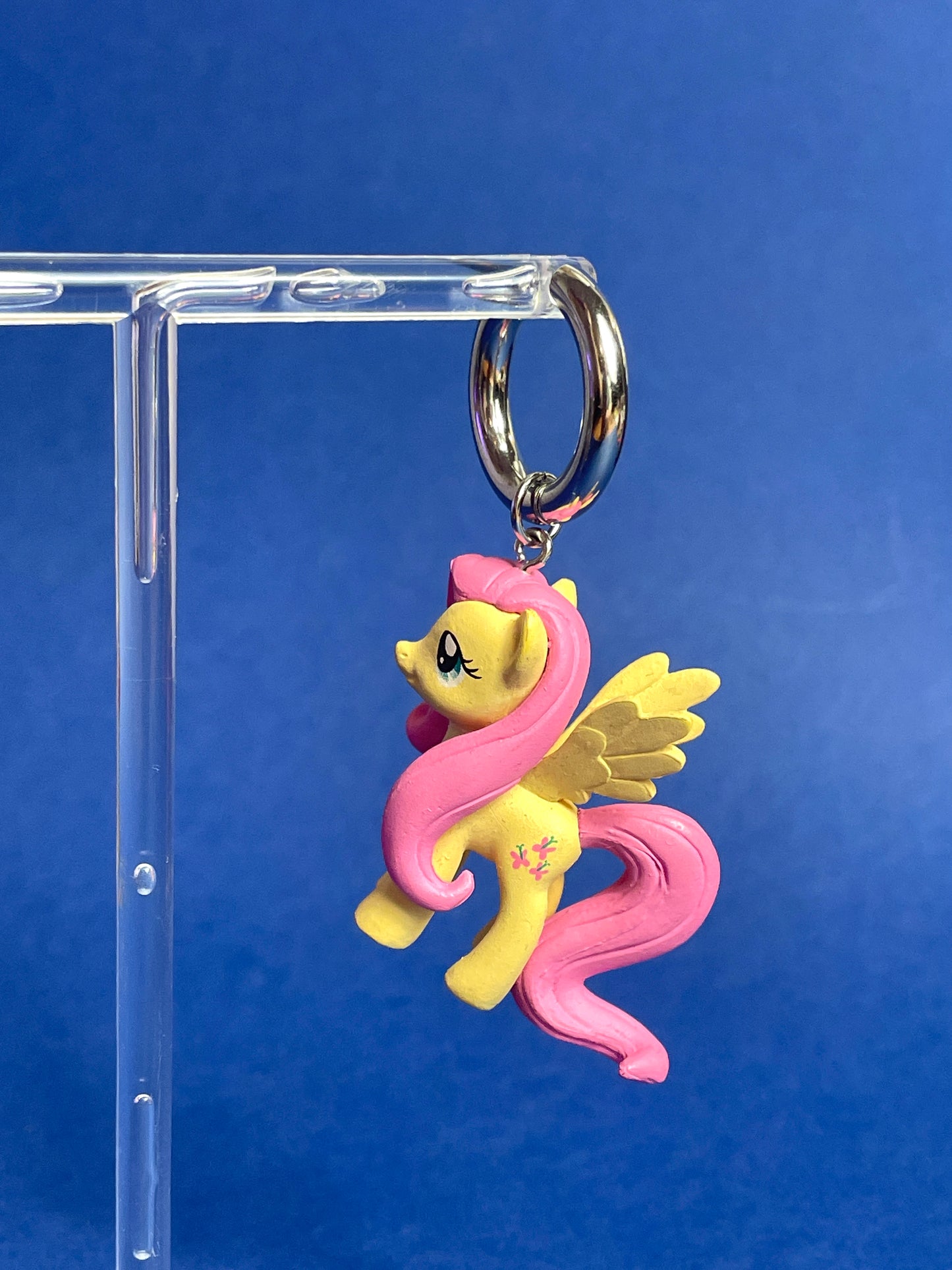Boucle d'oreille upcyclée poney