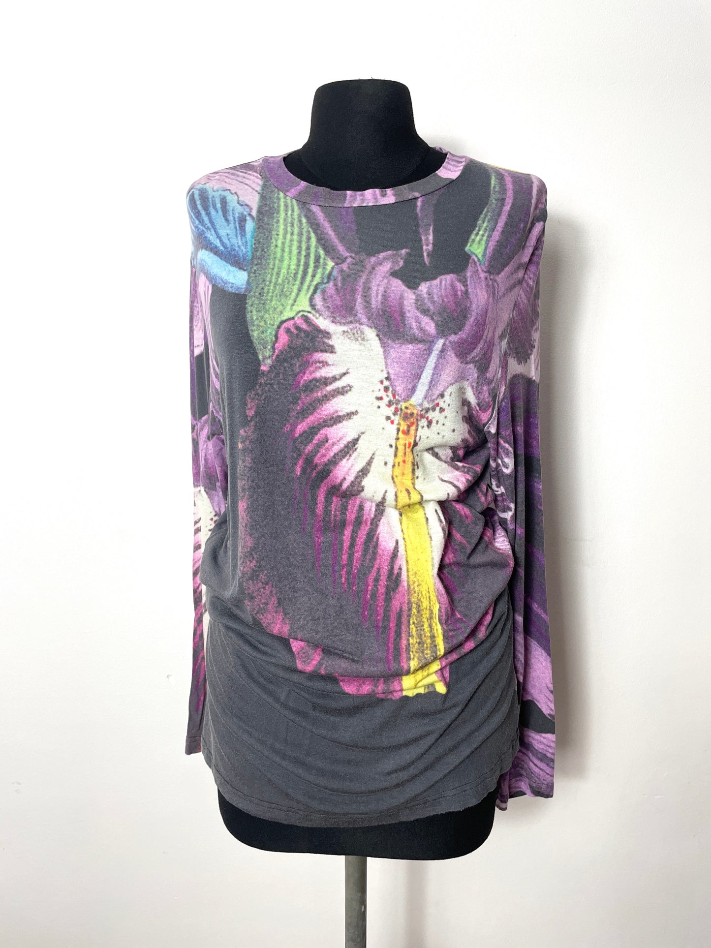 Top/minirobe Christopher Kane