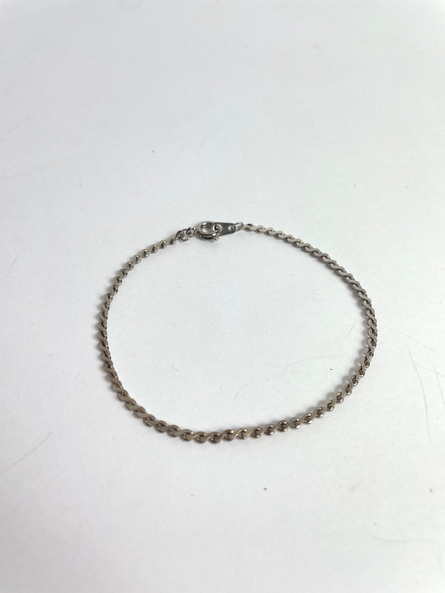 Bracelet fin argenté