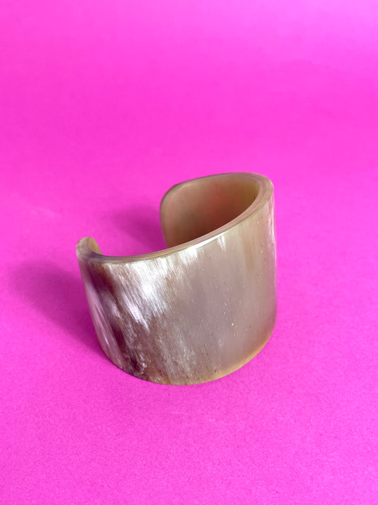 Bracelet en corne