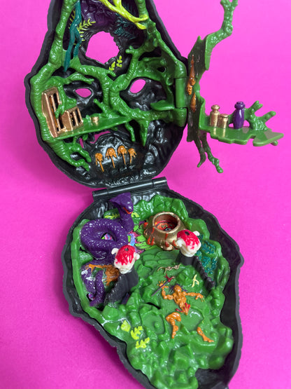 Mighty Max Tangles with the Ape King 1993