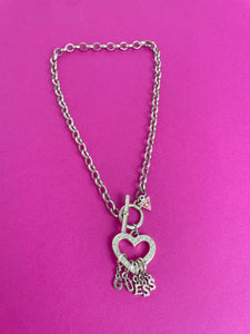 Collier y2k Guess