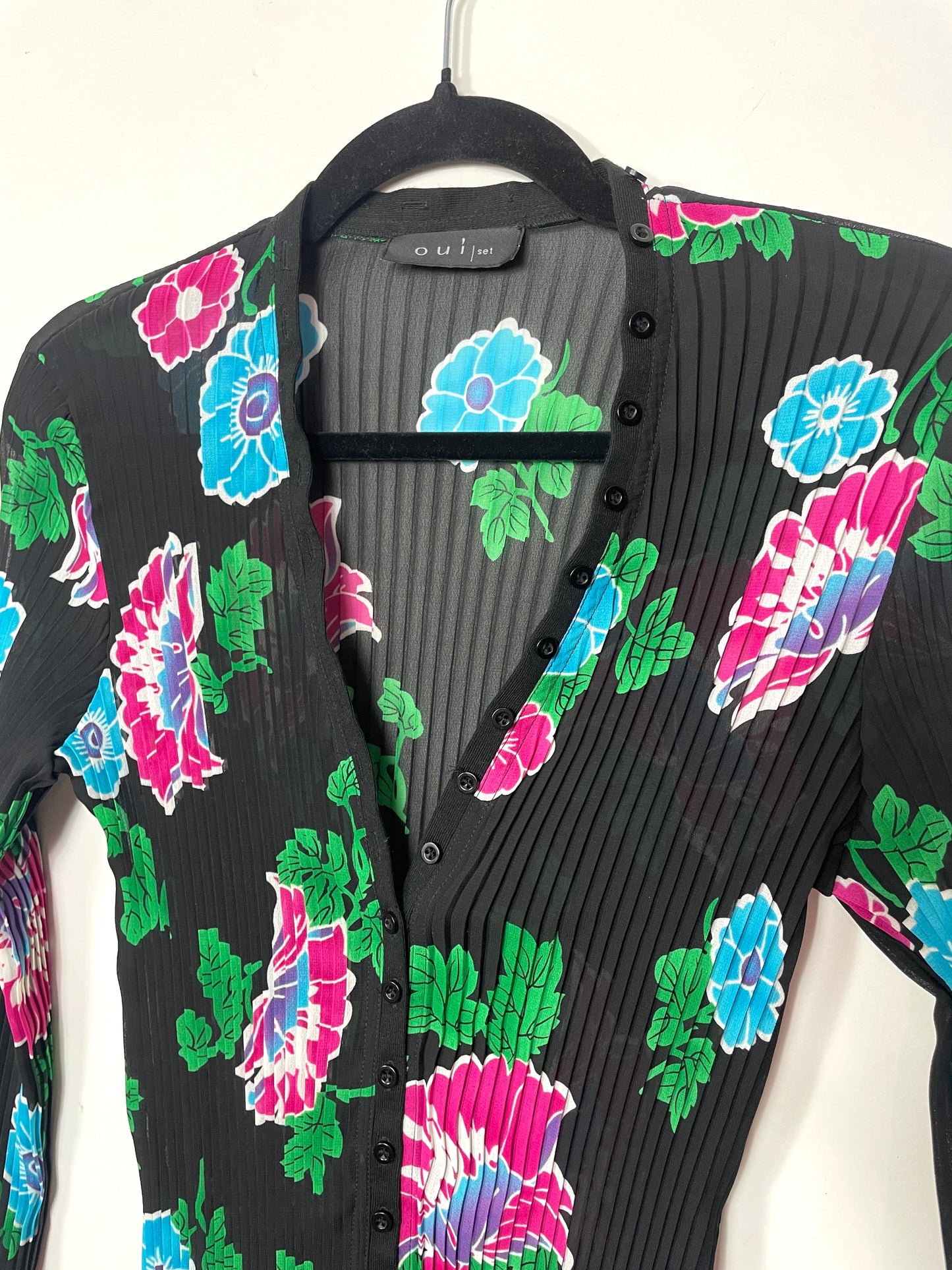 Top plissé à fleurs