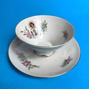 Tasse communion en porcelaine