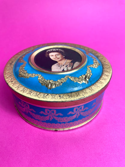 Boîte vintage Queen Elizabeth