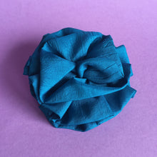 Charger l&#39;image dans la galerie, Barrette vintage fleur

