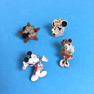 Pin's Minnie & Mickey