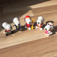 Charger l&#39;image dans la galerie, Figurines Snoopy 1999
