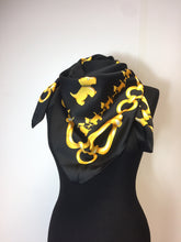 Charger l&#39;image dans la galerie, Foulard 90&#39;s imprimé chiens
