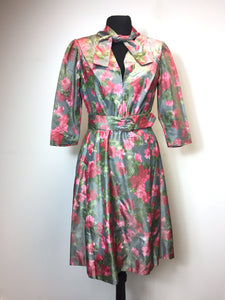 Robe 50's cousue main 34