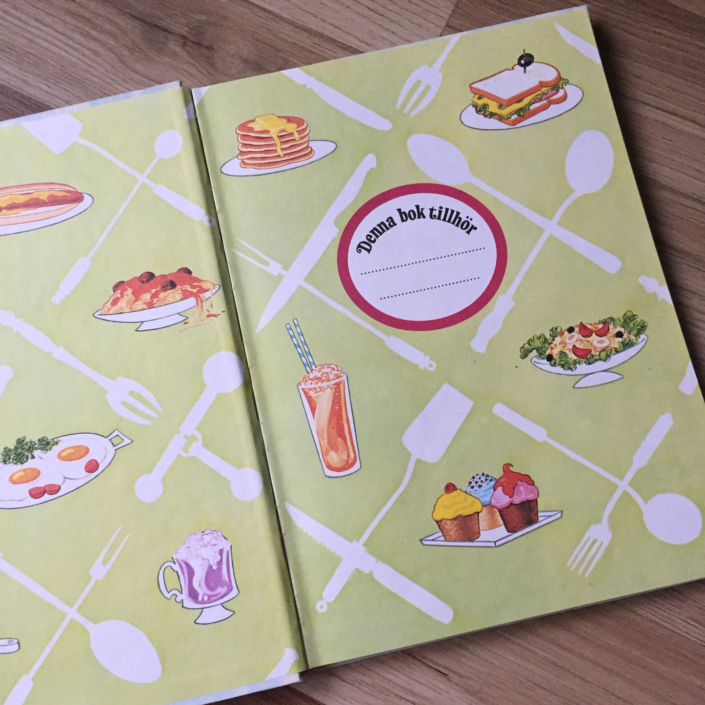 Livre de cuisine Disney (suédois) 1987